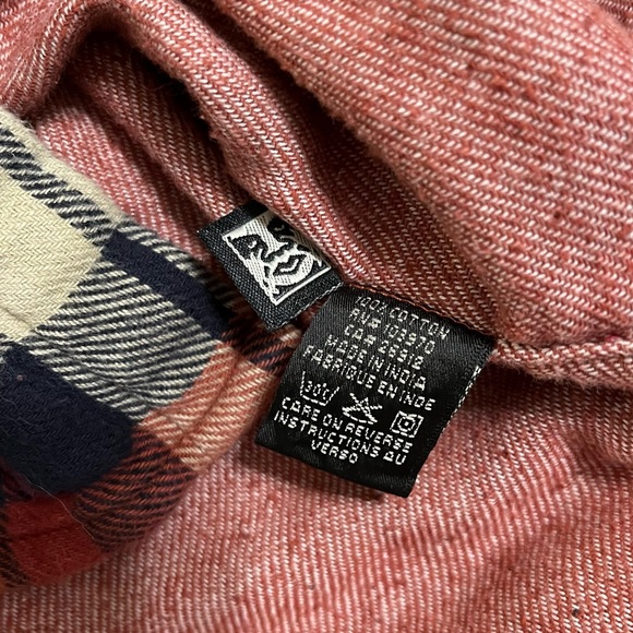 OBEY Propaganda Button Down Flannel Shirt Red Tan Navy Plaid Mens Size Small - Picture 8 of 11